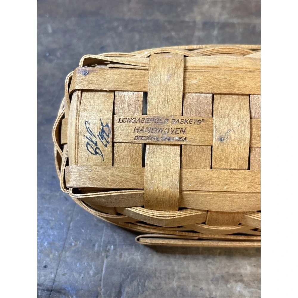 Vtg Longaberger Small Cracker Basket Apple Fabric Liner & Plastic
